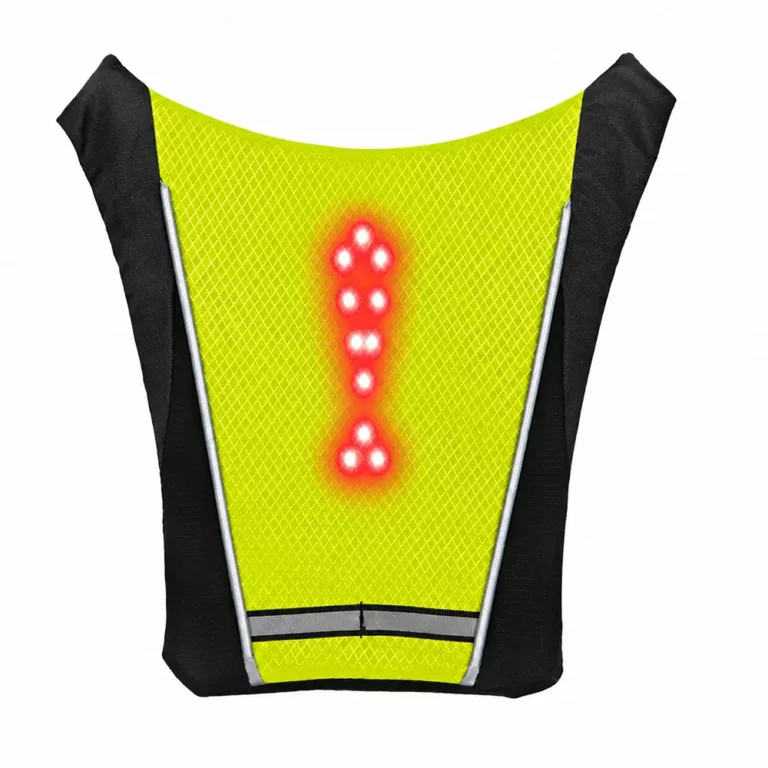 Gilet LED CycloSignal affichant le signal de freinage